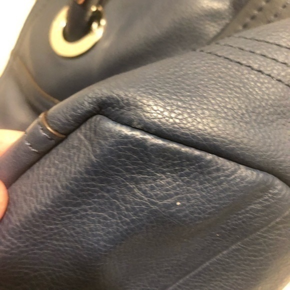 B makowsky blue leather zipper tote bag - Picture 7 of 11